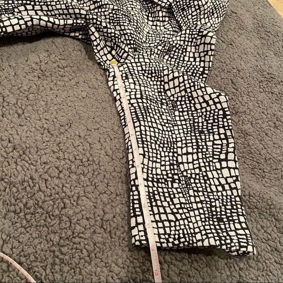 Chico’s Blazer Black/White Sz Large 3/4 Length Sleeve - Picture 10 of 13